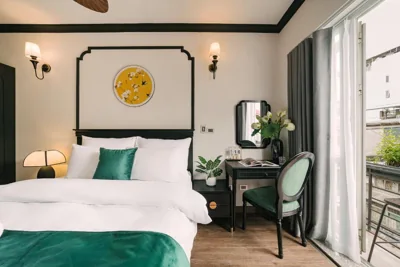 带阳台的 Deluxe 双人间 — Willow Hanoi Old Quarter